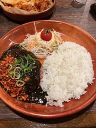 にんにく七味の黒麻辣バーグディッシュ