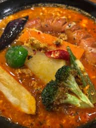 【辛・オブ・ザ・イヤー2025銅賞】たまごとチーズの四川スープカレー激辛春雨入り