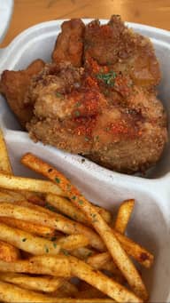 レッドポットチキン&スパイシーポテトフライ 激辛