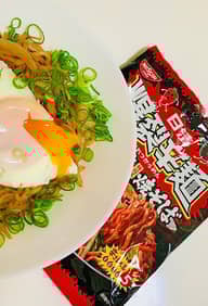 爆裂辛麺 激辛韓国風焼そば 辛さレベル5
