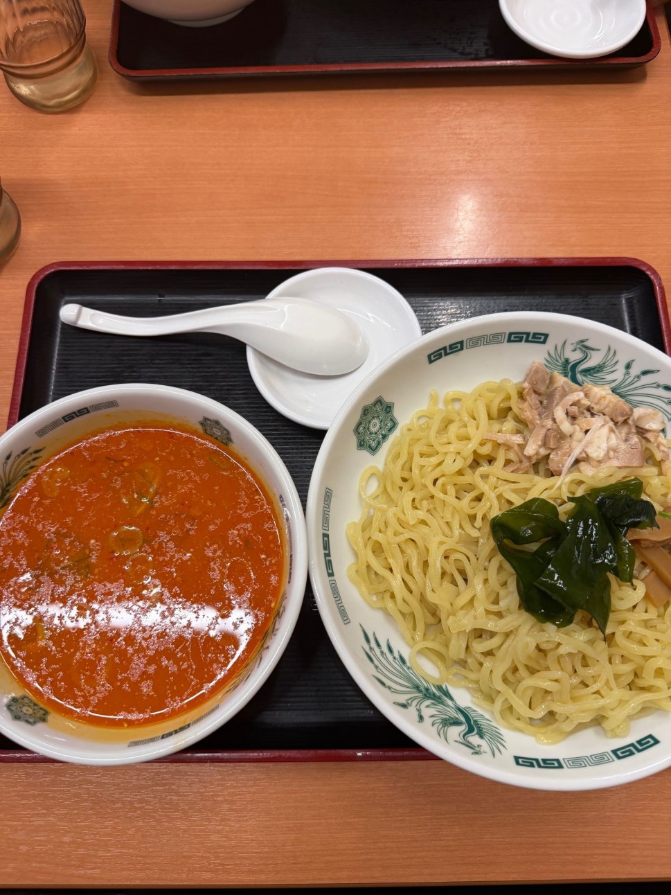 ピリ辛豚骨つけめん