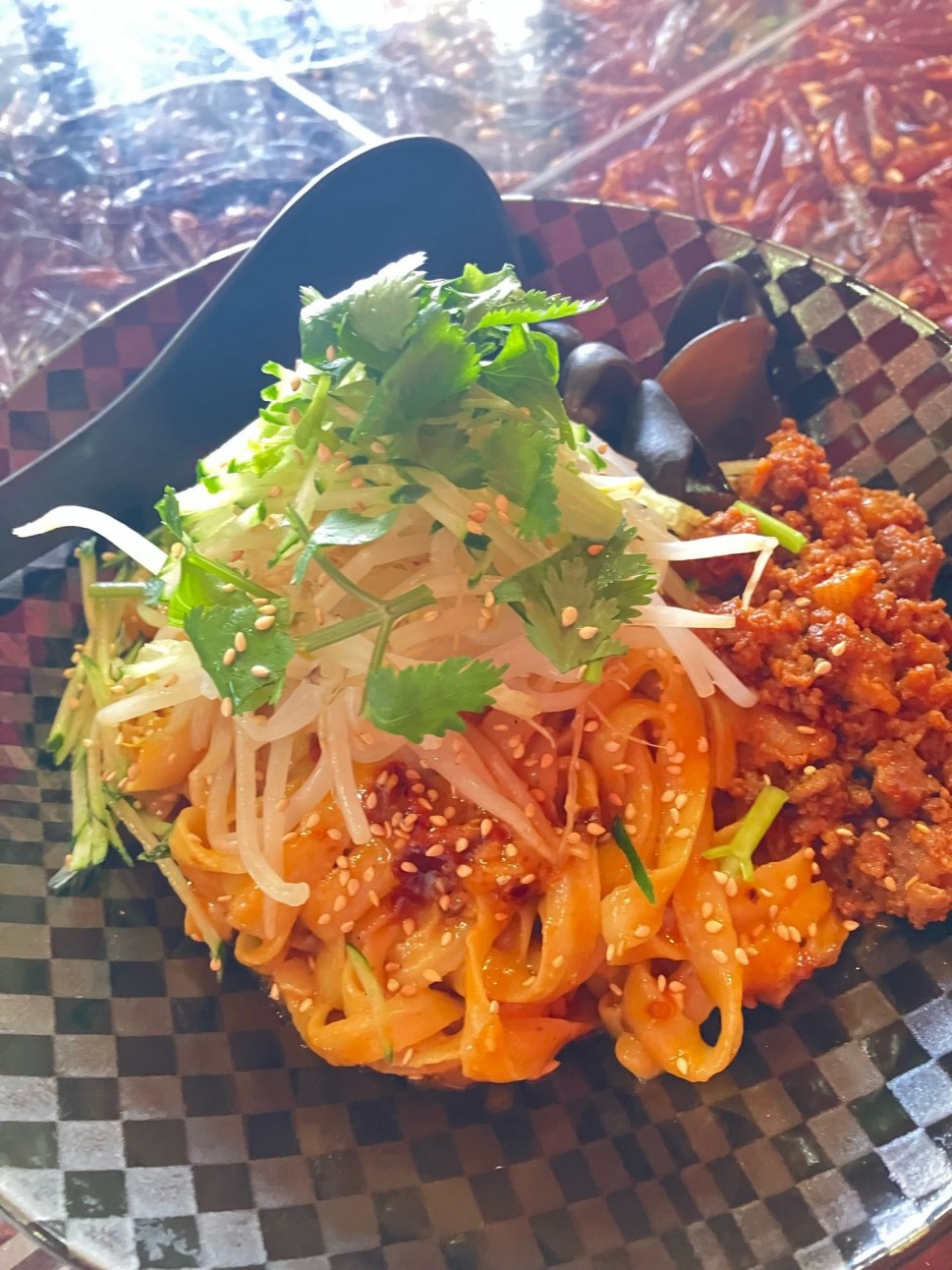 汁なし麻辣刀削麺 激辛