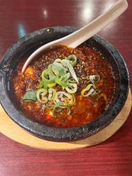 頂天石焼き麻婆豆腐 中辛、激辛，地獄辛