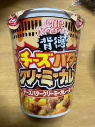 背徳チーズバタークリーミーカレーヌードル