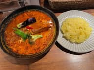 【辛・オブ・ザ・イヤー2025銅賞】たまごとチーズの四川スープカレー激辛春雨入り