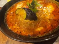 【辛・オブ・ザ・イヤー2025銅賞】たまごとチーズの四川スープカレー激辛春雨入り