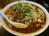 麻辣牛肉麺