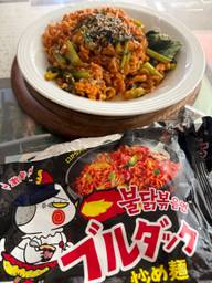 ブルダック炒め麺 (袋麺)