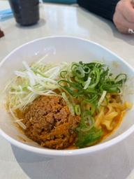 四川風汁なし坦々麺 しびれる辛さ！
