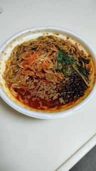 唐辛子にまみれる鬼辛担々麺 辛さMAX!