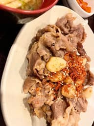 にんにくファイヤー牛カルビ定食