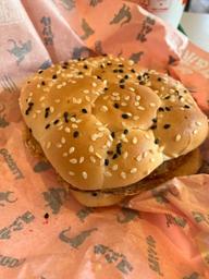 ゴジラバーガー 旨辛 ビーフ&ザク切りポテト