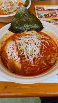 辛さ全開！灼熱RED贅沢乗せ 激辛