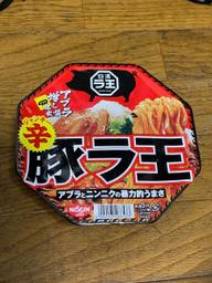 ジャンキー辛豚ラ王 アブラとニンニクの暴力的うまさ