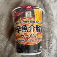７プレミアム　激辛魚介豚骨ラーメン