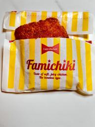 ファミチキ レッド