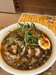 パニックラーメン たまらんこの辛さ！