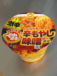 マルちゃん  辛もやし味噌ラーメン 激辛