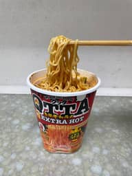 QTTAトテモカライEXTRA HOT  シビレ激辛