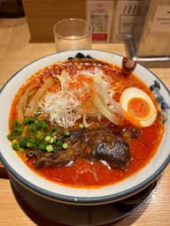 辛紅らーめん 八丁目