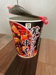 セブンプレミアム　蒙古タンメン中本　辛旨味噌