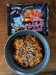 ブルダック炒め麺 (袋麺)