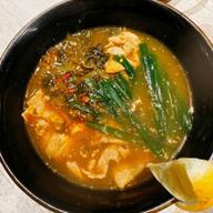 ピリ辛高菜もつ煮