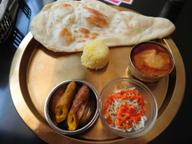 日替わりランチ（ココナッツチキンカレー） 5辛