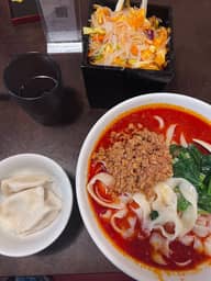 頂点石焼麻婆刀削麺（天獄辛）