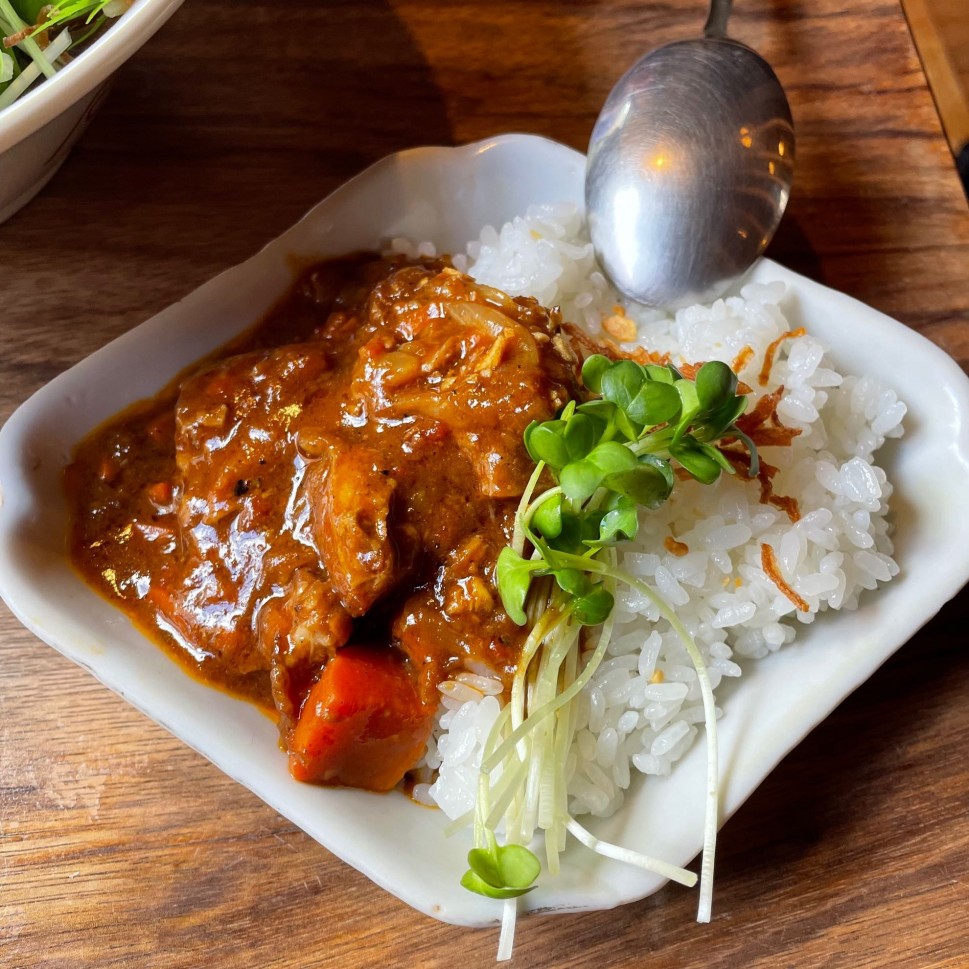 牛スジ肉の欧風カレー