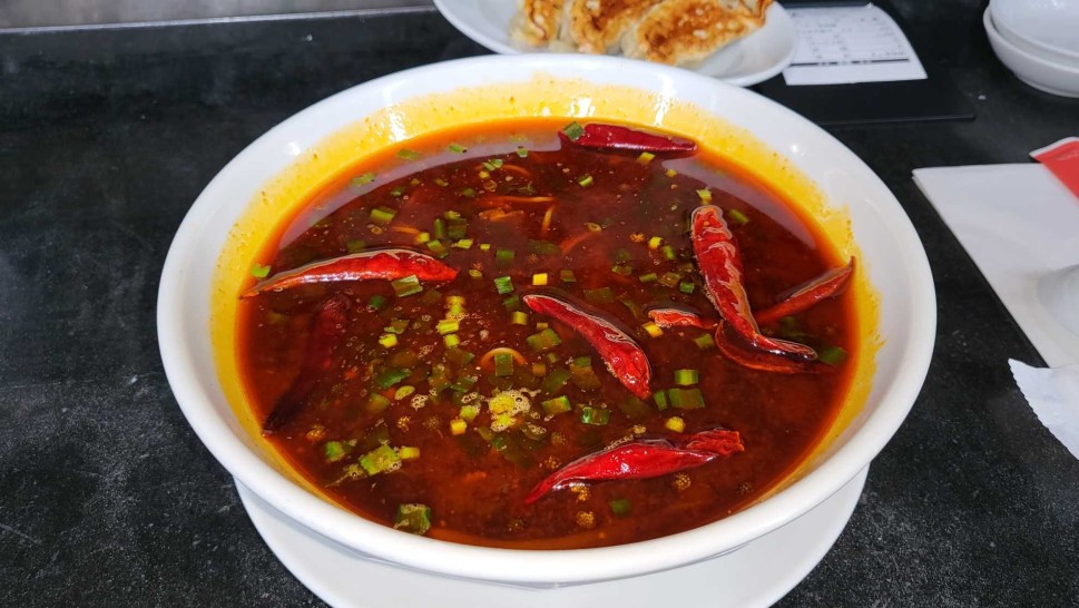 激辛麻棘担々麺