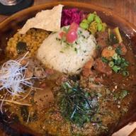 MANOSチキンカレー 3辛