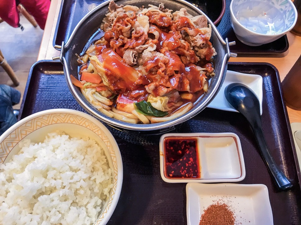 四川風牛すき鍋定食 麻辣スパイス×3を追加