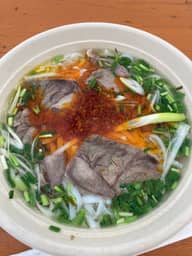 辛辛牛肉フォー 2辛