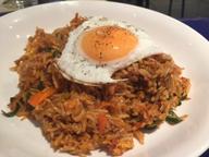 Cランチ(チキンカレー➕炒飯➕サラダ)