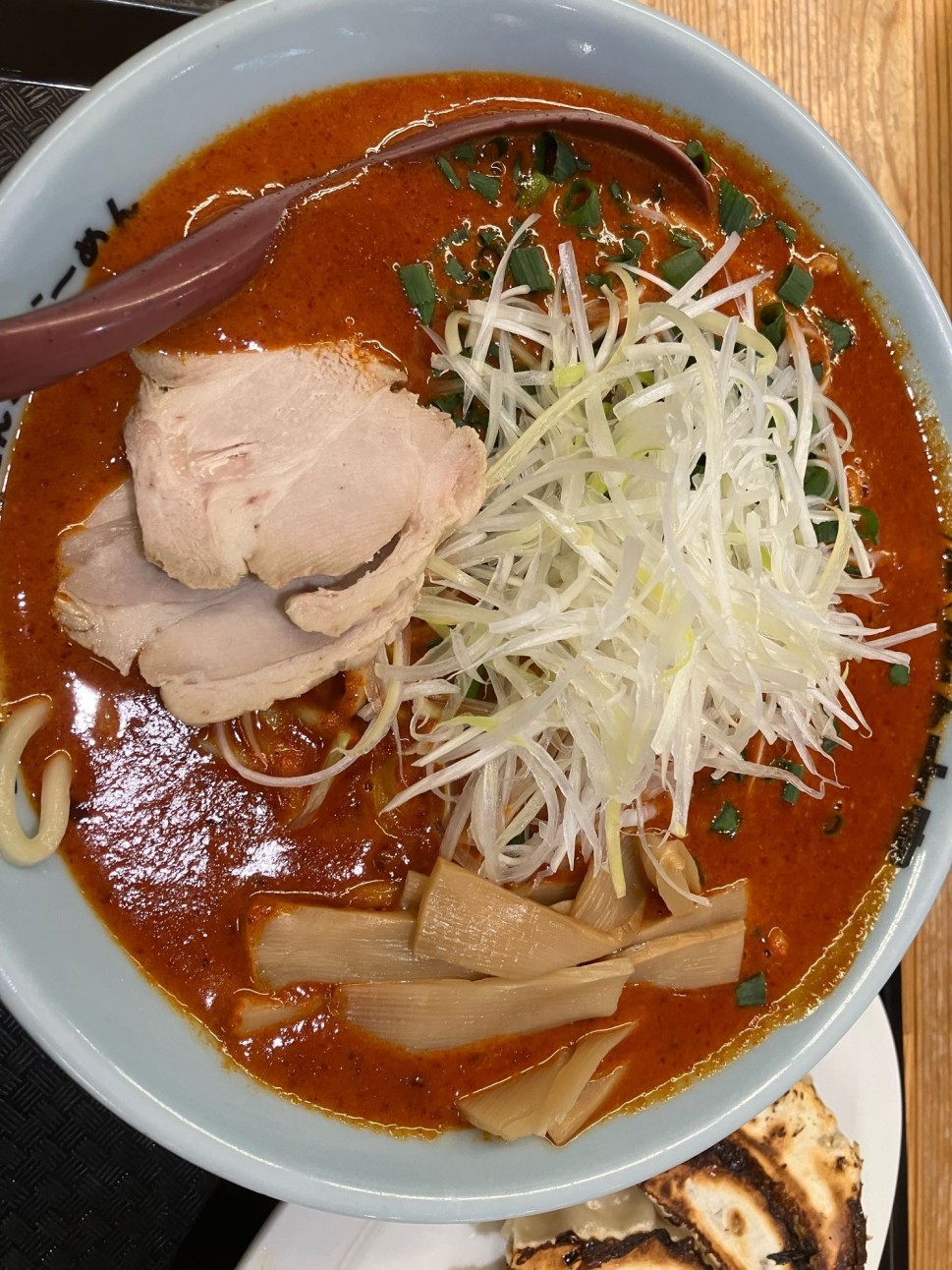 ヒ〜ハ〜らーめん 5辛