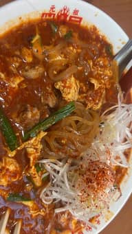 トマト50辛 トッピングはなんこつ、ネギ 