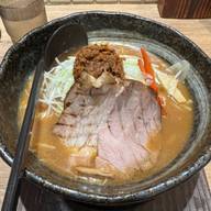 辛い頂上味噌麺