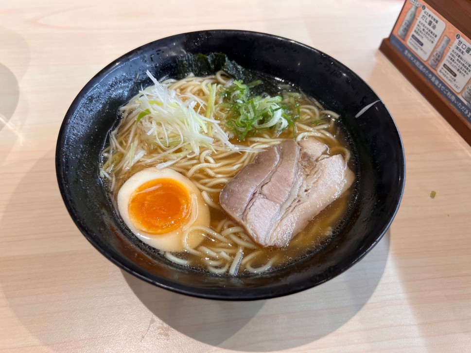 青唐辛子の貝節塩ラーメン