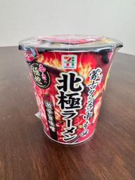 セブンプレミアム　蒙古タンメン中本　北極