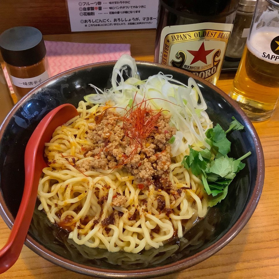 汁なし担々麺