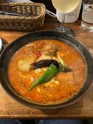 【辛・オブ・ザ・イヤー2025銅賞】たまごとチーズの四川スープカレー激辛春雨入り