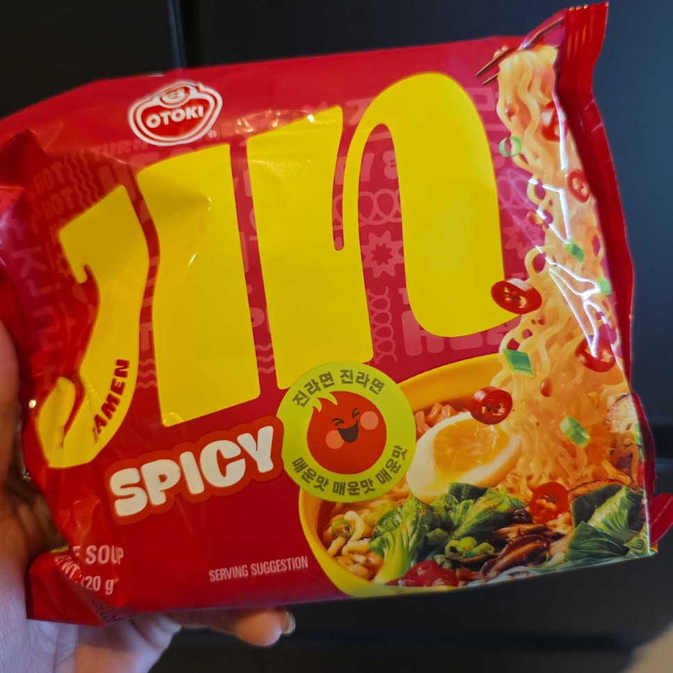 ジンラーメンスパイシー スパイシー