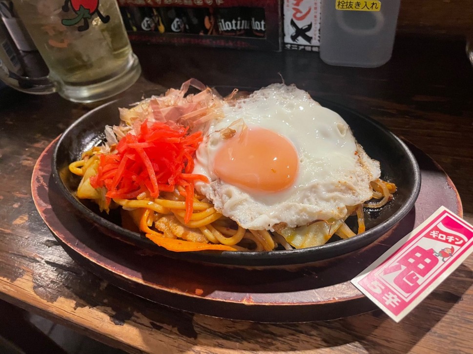 ギロチン鉄板焼きそば 5辛 鬼