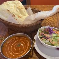 Aセット(キーマカレー(激辛)+プレーンナン)