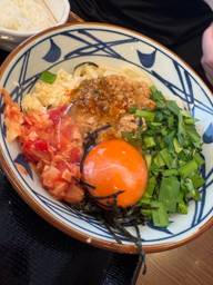 肉辛まぜうどん