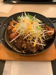 黒胡麻坦々チキンカツ