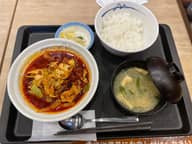 水煮牛肉～四川風牛肉唐辛子煮込み～