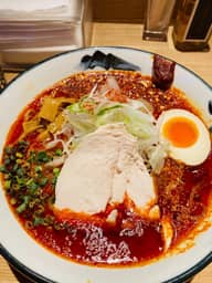 辛紅らーめん 八丁目