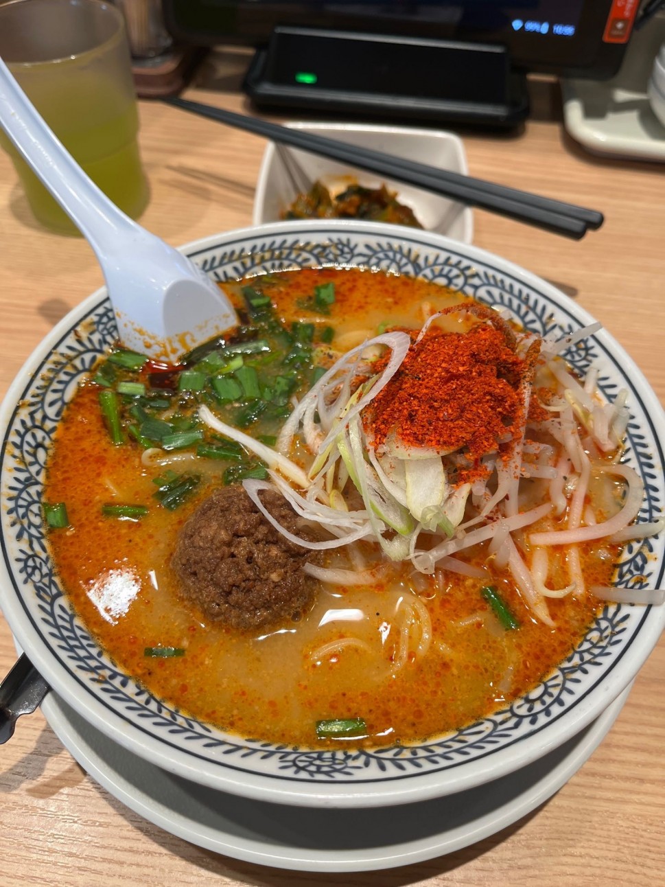 しびれる辛さの麻マー辣ラー担々麺